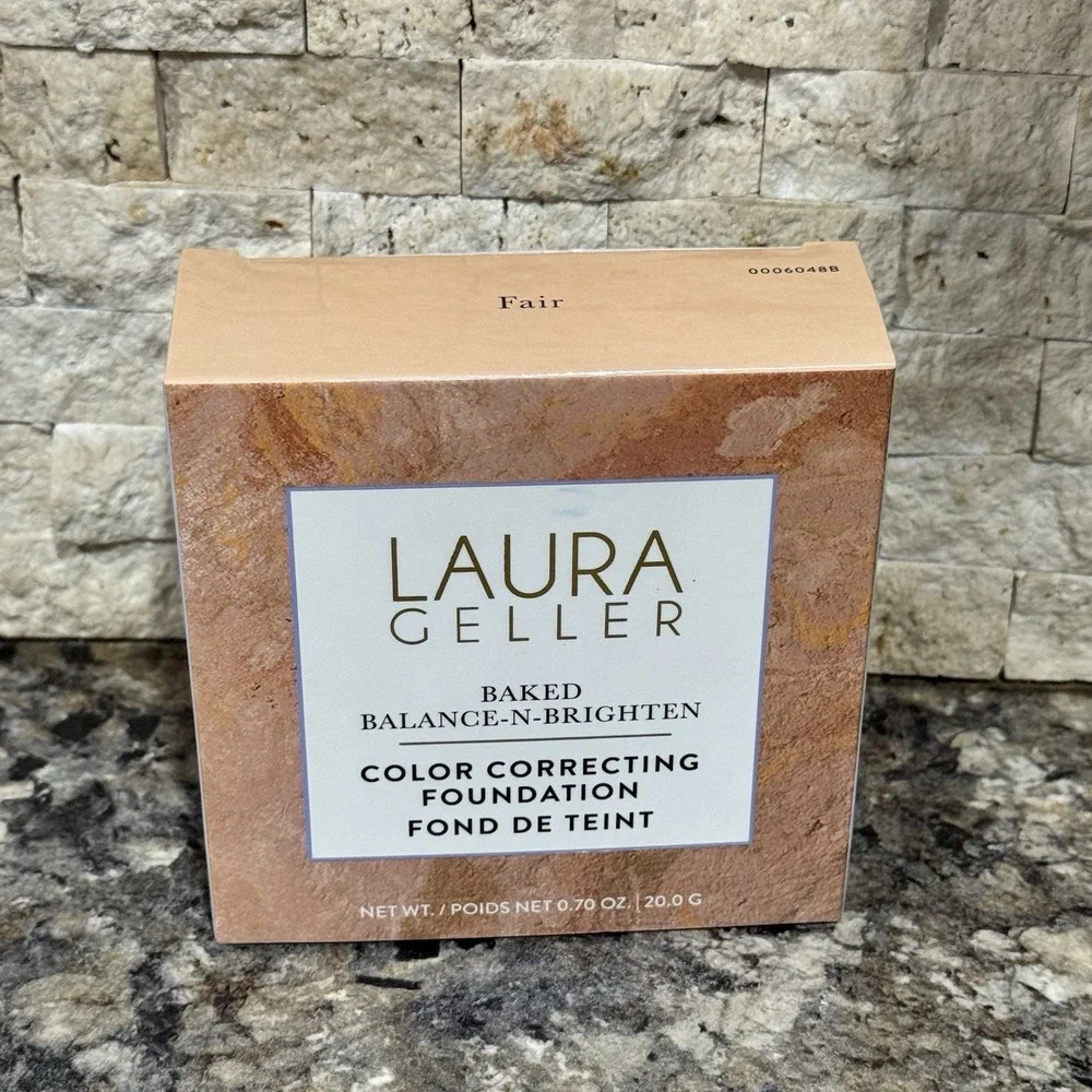 Laura Geller Baked Balance-n-Brighten Color Correcting Foundation -Fair - 0.70oz